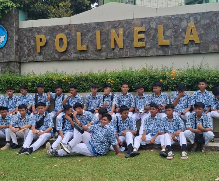 Studi Tour ke Kampus Politeknik Negeri Lampung (Polinela): Menambah Wawasan dan Motivasi Siswa